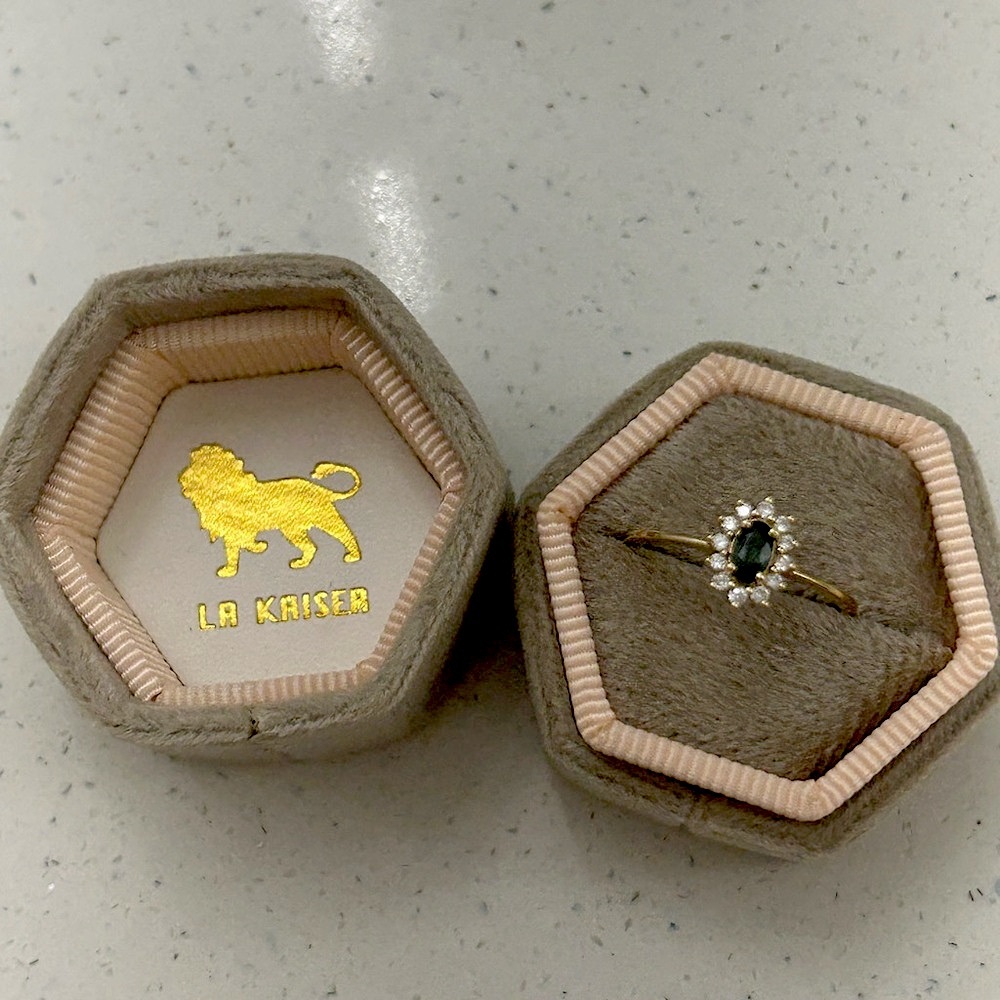 La Kaiser Gold and Silver Ring with sapphire Stone and diamonds